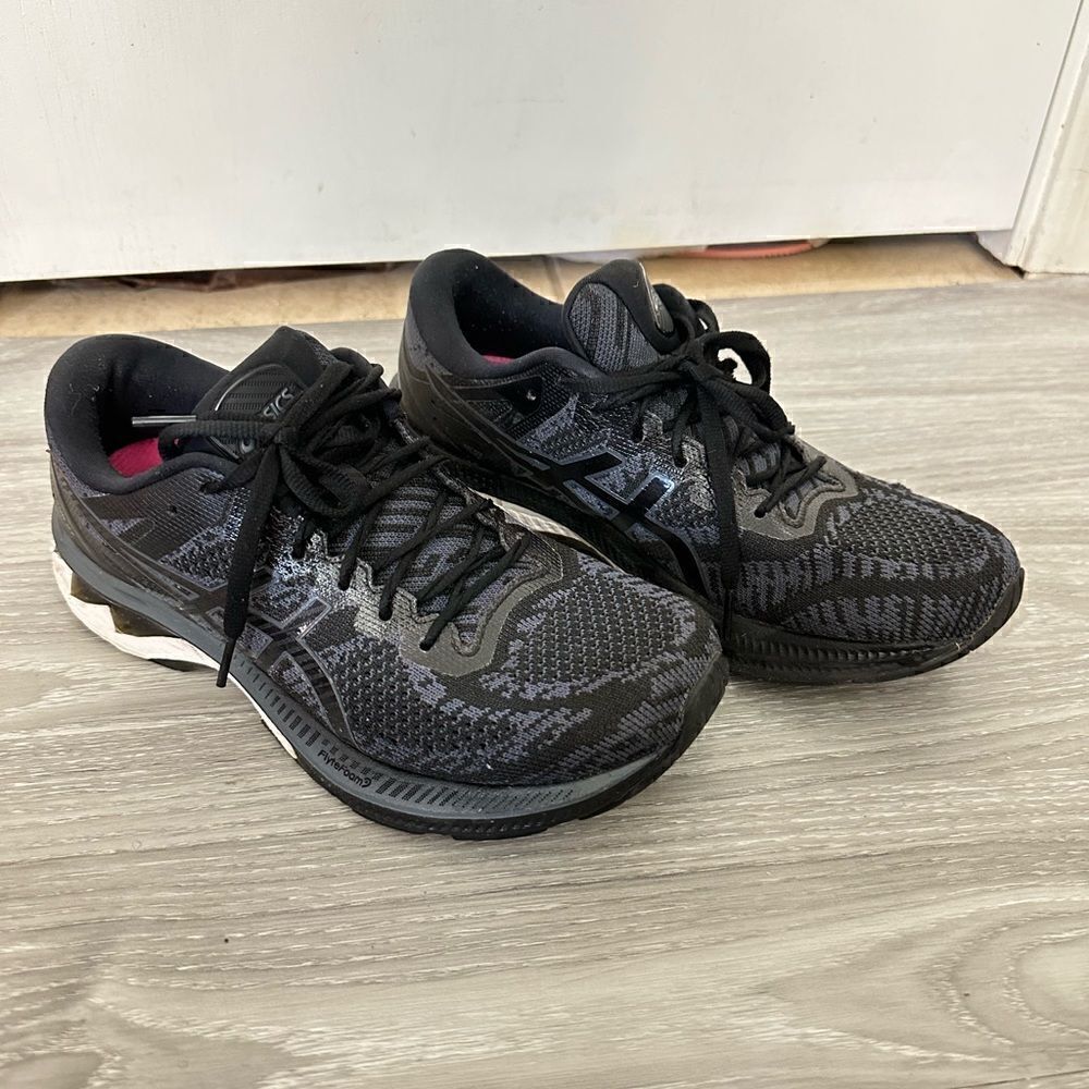 ASICS SIZE 8.5 - Picture 2 of 7